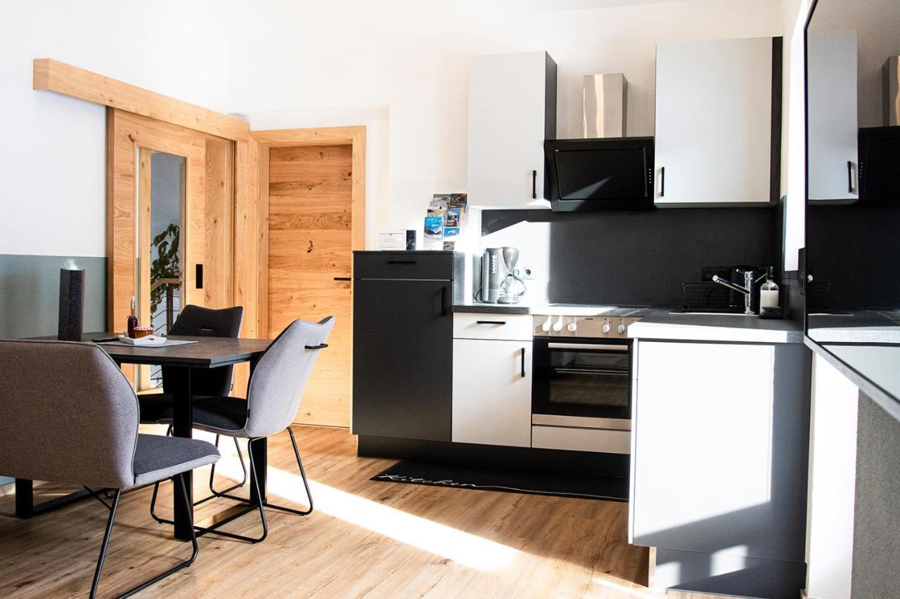 Pult Apartment