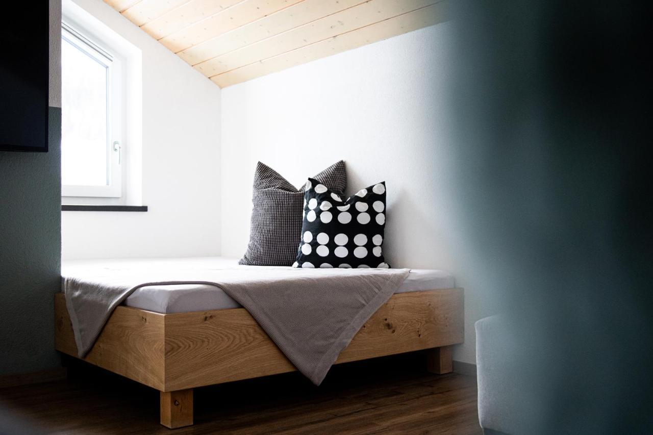 Apartment Pult *